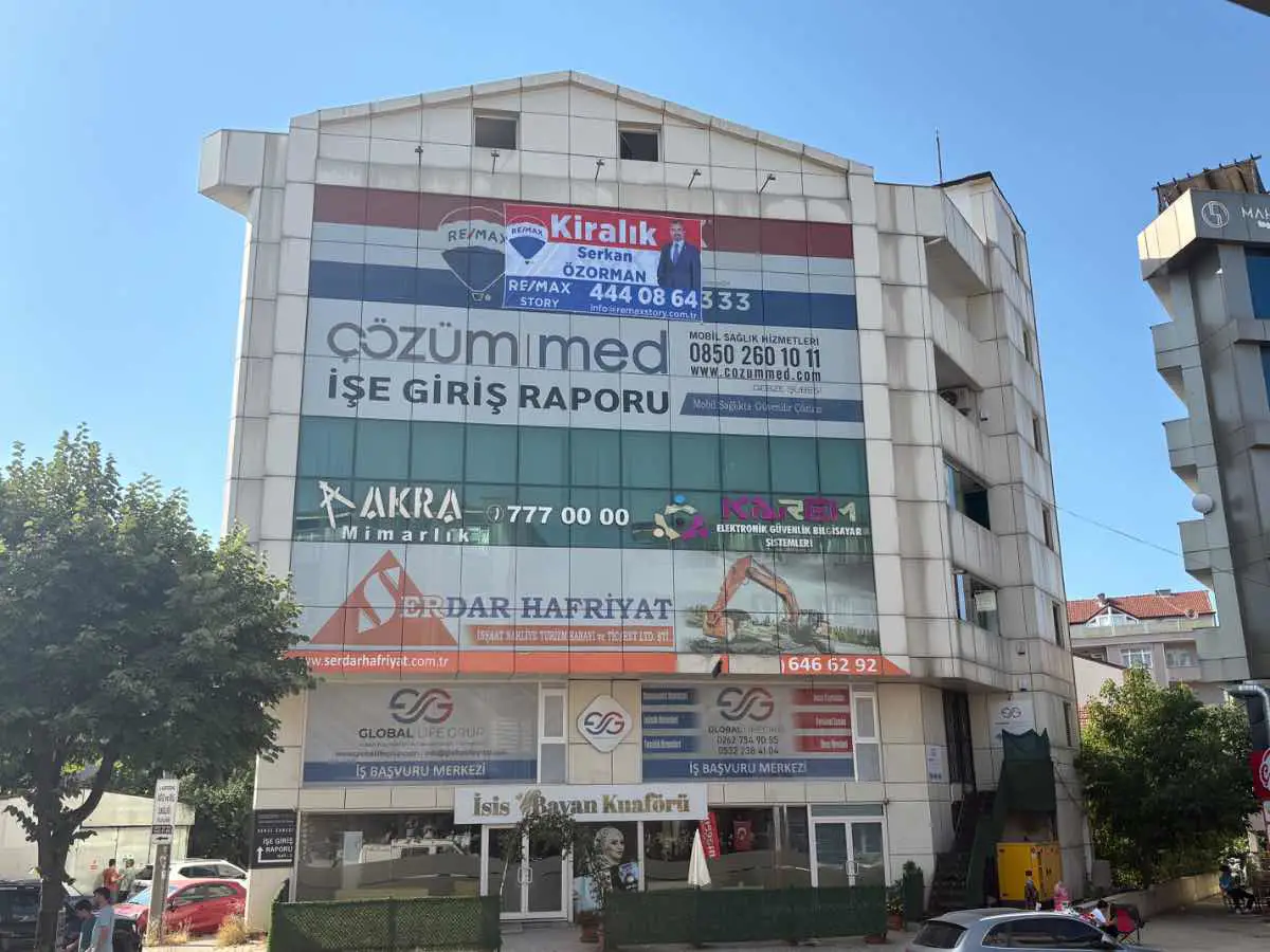 GEBZE BELEDİYESİ KARŞISINDA KİRALIK 330 M2 DUBLEX OFİS