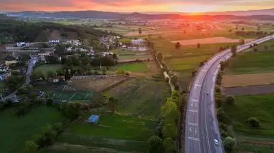 REMAXMAVI RIDVAN GEDİKTEN SÖĞÜTLÜDE RÜSTEMLERDE  1319 M2 TİC+KONUT E 0.80 2 KAT İMARLI SATILIK ARSA