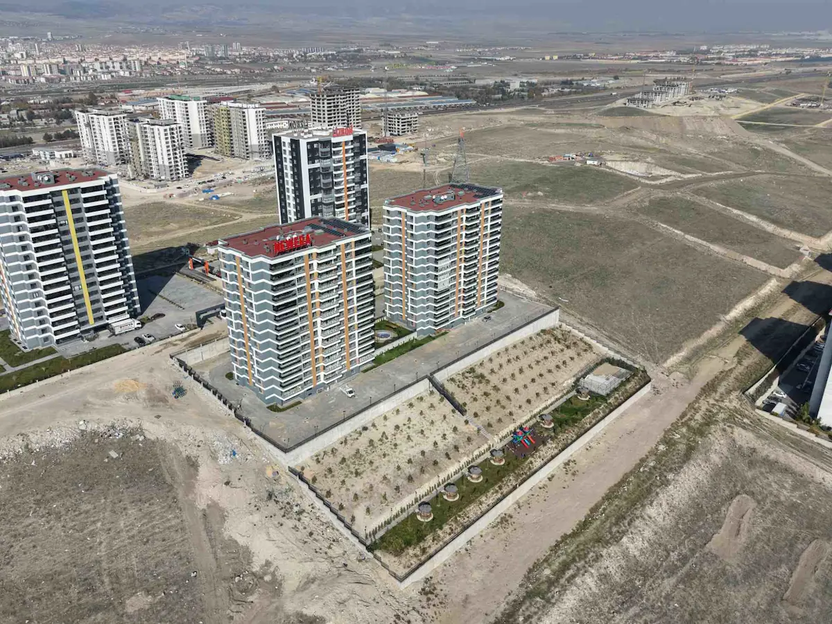 TÖREKENT’TE SIFIR 2+1 | 2 BANYO 3 WC | BALKON | KREDİYE UYGUN