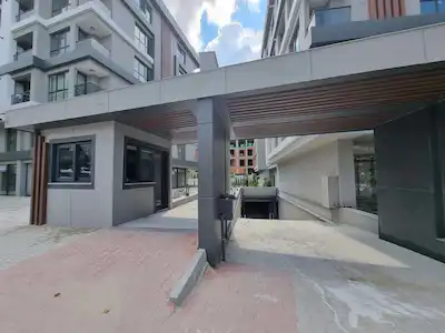 REMAX GELİŞİM'DEN KISA KATLI BUTİK SİTEDE SIFIR 3+1 ARA KAT DAİRE