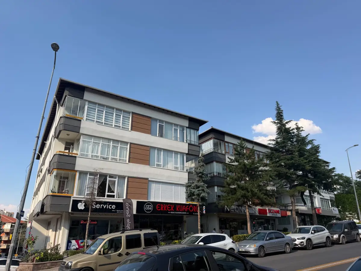 ÇANKAYA HOŞDERE CADDESİ TABELA DEĞERİ YÜKSEK 4+1 KİRALIK OFİS
