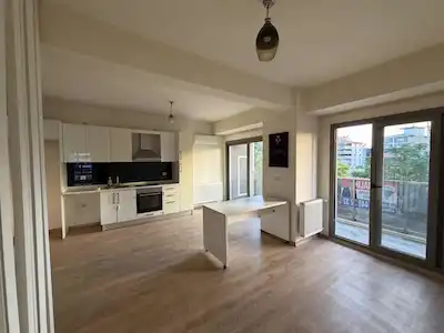 TORBALI’DA SİTE İÇİNDE 2+1 | 2 BANYO | BALKONLU | MERKEZİ ISITMALI (PAY ÖLÇER) KİRALIK DAİRE