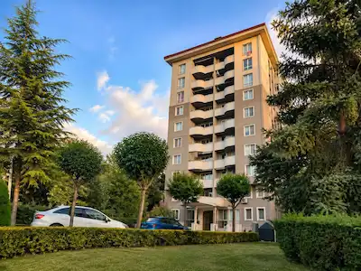 SİNPAŞ AQUA CITY 2'DE ORMAN MANZARALI 3+1 2 BALKON EBEVEYN BANYOLU ARA KAT