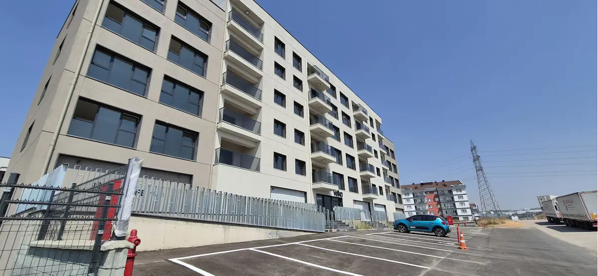 ÇAYIROVA VELURA LİFE PROJESİNDE SATILIK 2+1 DAİRE