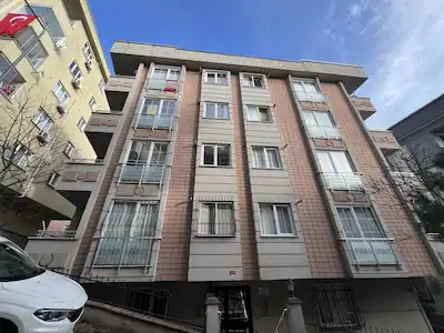 MALTEPE’DE DOĞU-GÜNEY CEPHELİ 2+1 | 80 M² NET | BALKONLU | KREDİYE UYGUN