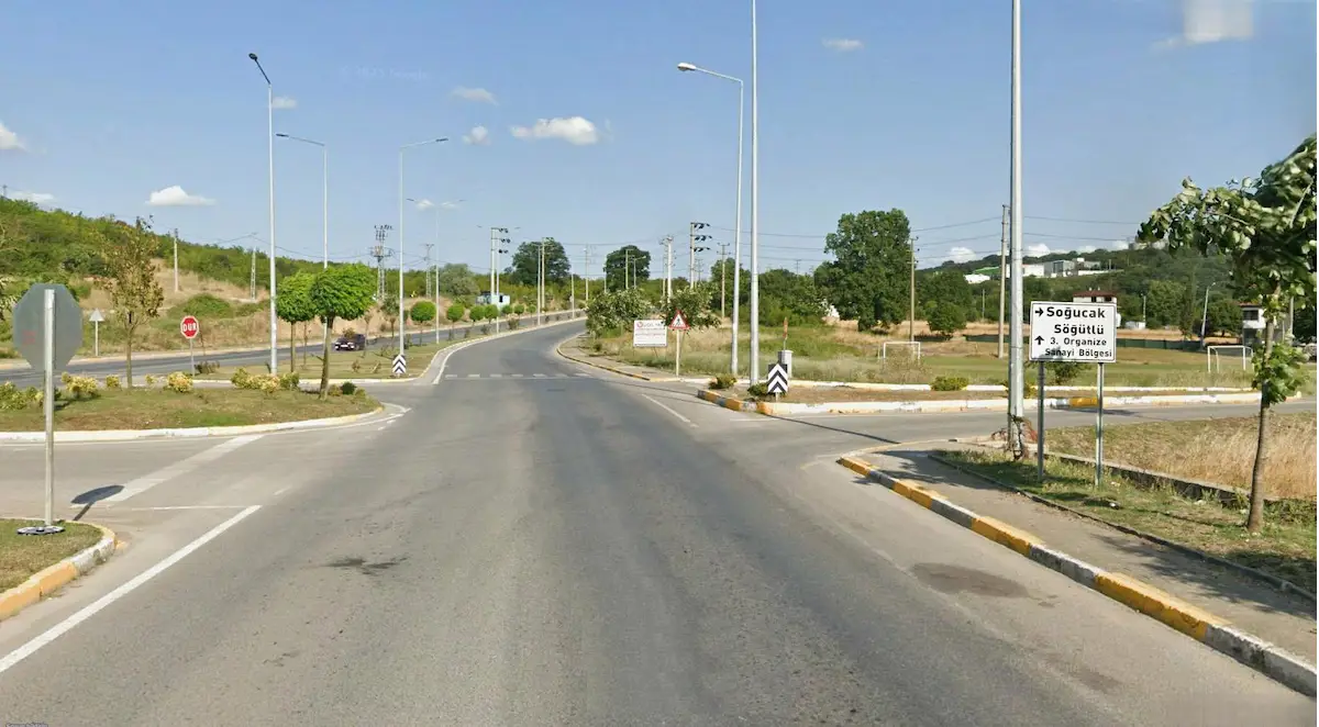 SÖĞÜTLÜ OSB YE 750M - ANA YOLA 150M KAT KARŞILIĞI 1739M² ARSA