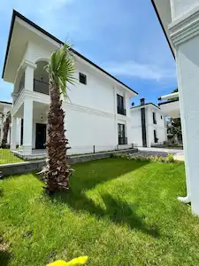 KARTEPE FSM MAH’DE 3+1 BAHÇELI VİLLA