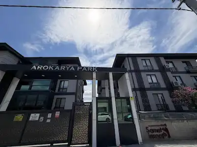 REMAX SOFT'TAN AROKARYA PARK SİTESİNDE SATILIK 2+1 MODERN DAİRE