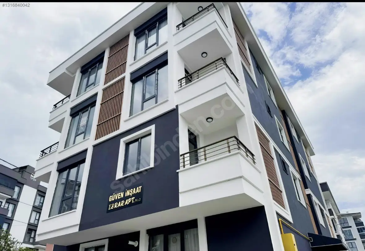 ATAKUM’DA DOĞU-GÜNEY CEPHELİ, BALKONLU 2+1 | 2025 YAPIM, KOMBİLİ, BOŞ KİRALIK DAİRE