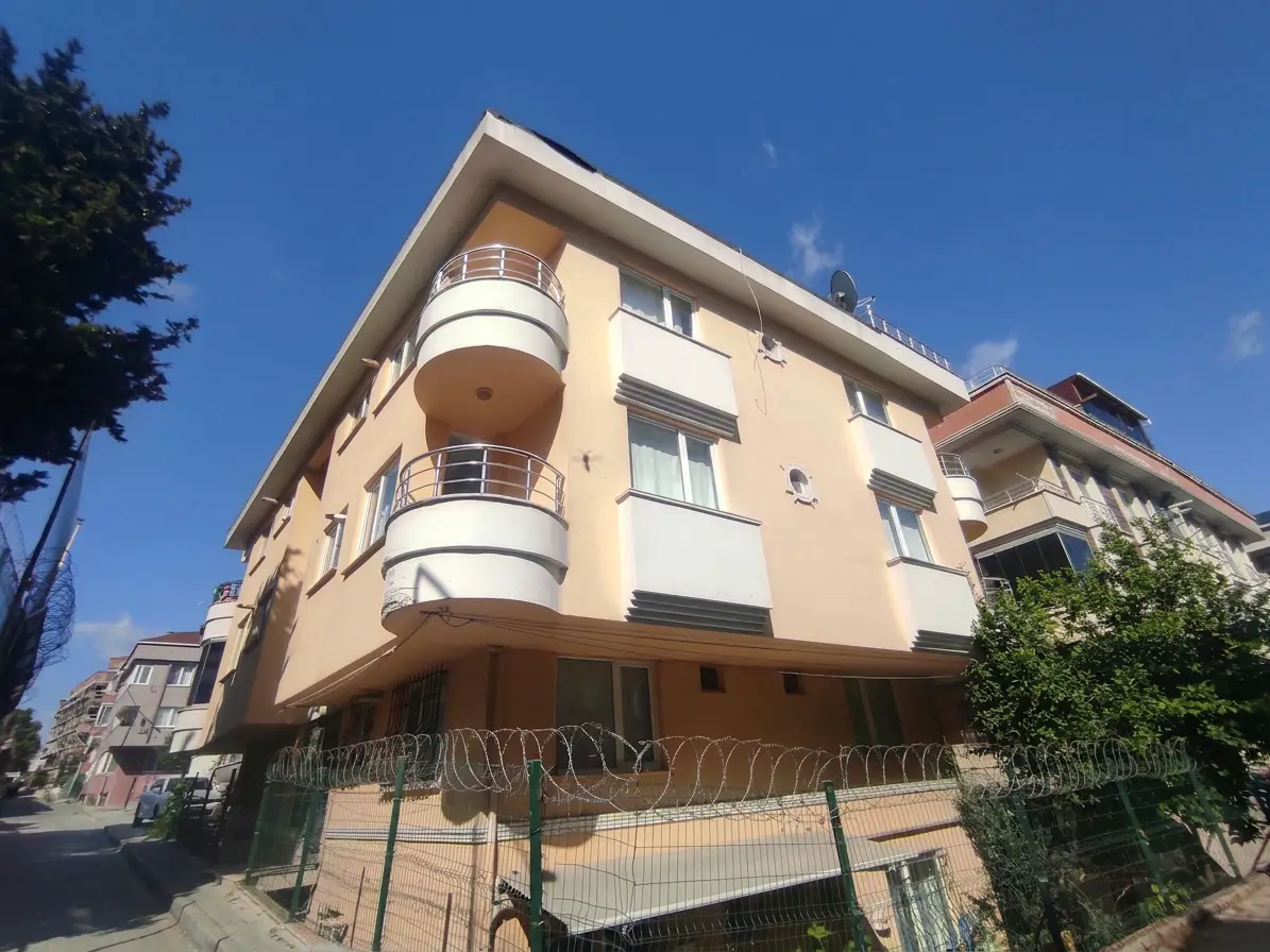 AVCILAR’DA 2+1 BULVARIN HEMEN YANINDA ACİİLL SATILIK 2 + 1 DAIRE