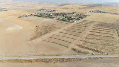 AYAS GÖKLERDE ASFALT YOL KENARI SATILIK TARLA 13.486 M2