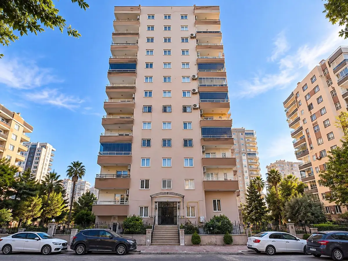REMAX RİNA'DAN MENTEŞ MAH.DE GENİŞ 3+1