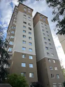 ÖZGÜRLÜK PARKINA COK YAKIN, PEYZAJLI-BAHCELİ 3+1 BALKONLU, BOŞ DAİRE