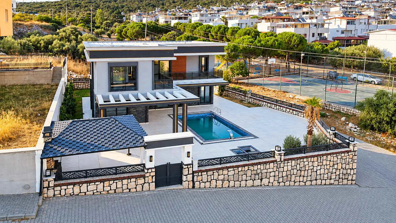 Property image 4