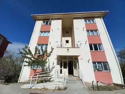 MAMAK ZİRVEKENT MAH SATILIK 1+1 DAİRE