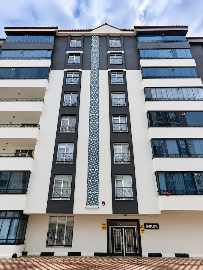 REMAX ARTIS'DEN YILDIZKENT'DE SATILIK 2+1 DAIRE