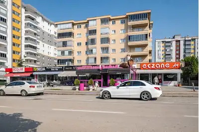 REMAX AREA DAN ALTINŞEHIR MERKEZI KONUMDA SATILIK 3+1 DAIRE