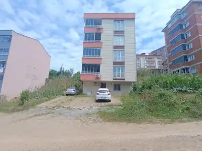 PELİTLİ YEŞİLKÖY'DE DENİZ MANZARALI TERTEMİZ 3+1