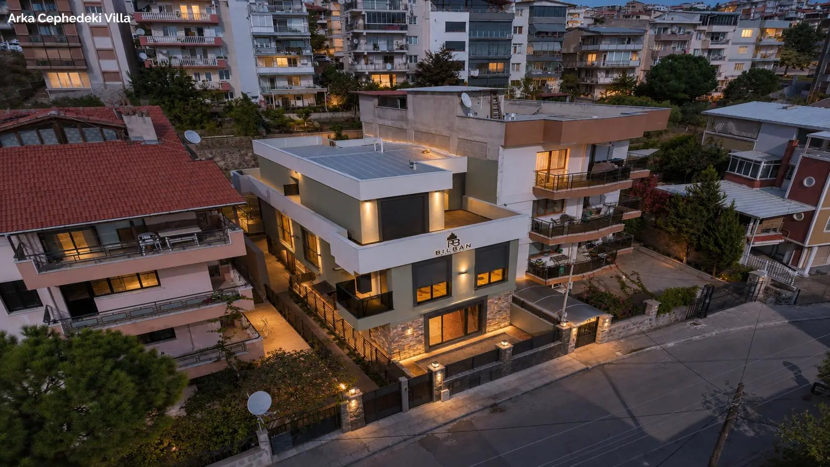 ENES LAHNA'DAN 165 M² NET, 4+1,BAHÇELI, AKILLI, TRIPLEX VILLAR