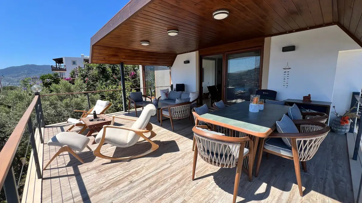 Gündoğan'da Eşsiz Bir Yaşam: 180° Panoramik Deniz Manzaralı Ultra Lüks 4+1 Villa