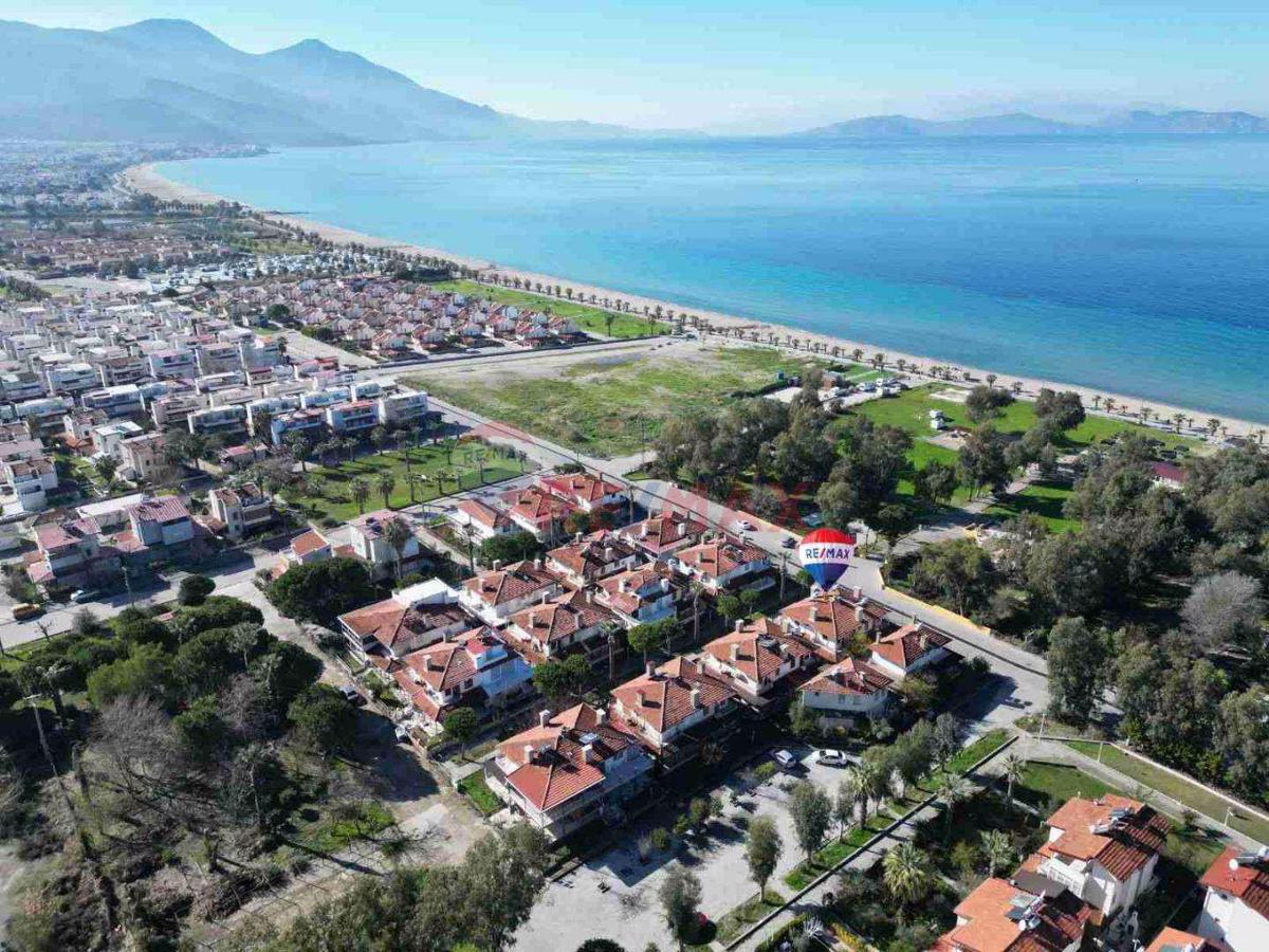 Kuşadası Davutlar’da Denize 100 mt Mesafede Yazlık!
