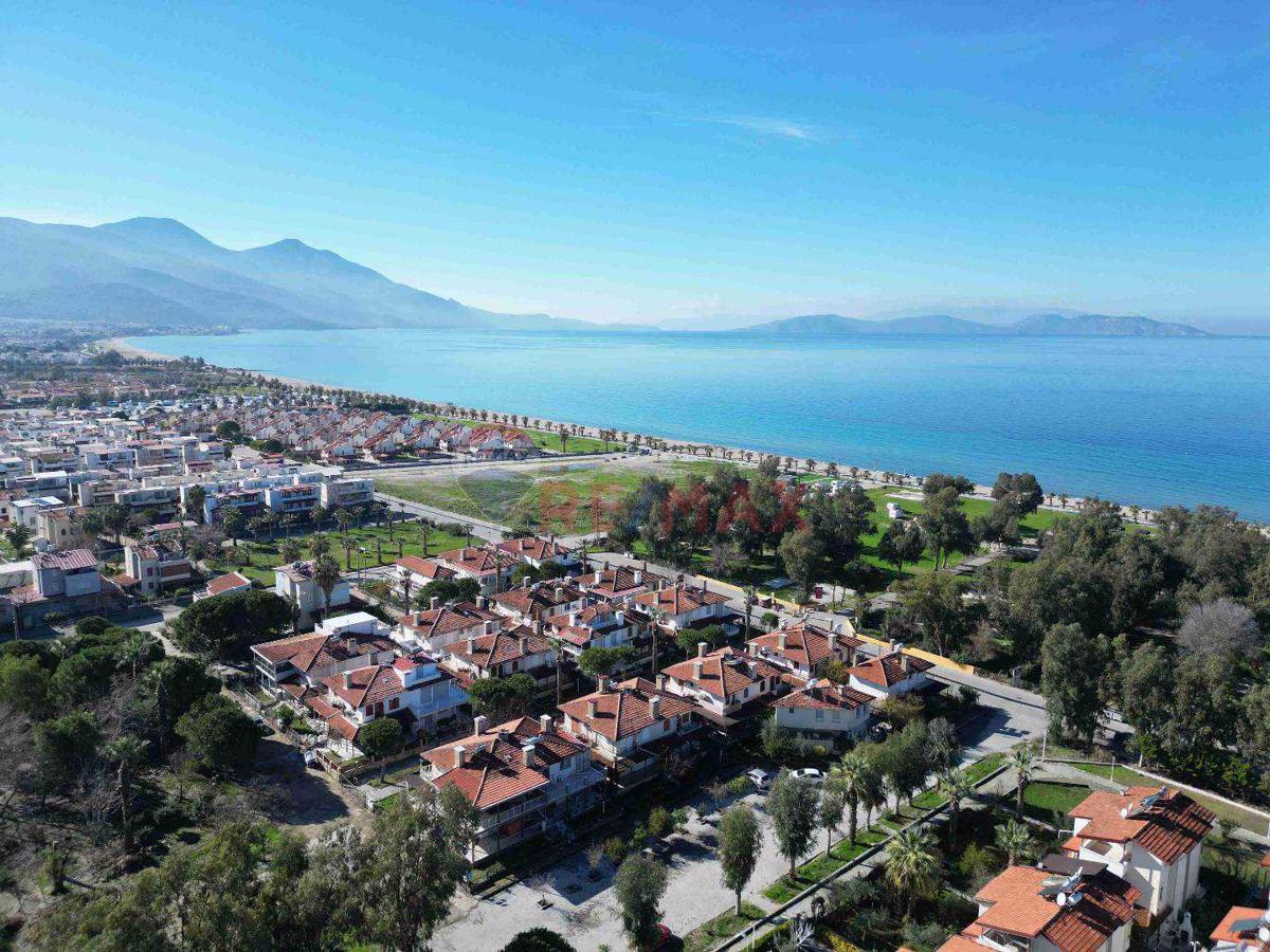 Kuşadası Davutlar’da Denize 100 mt Mesafede Yazlık!
