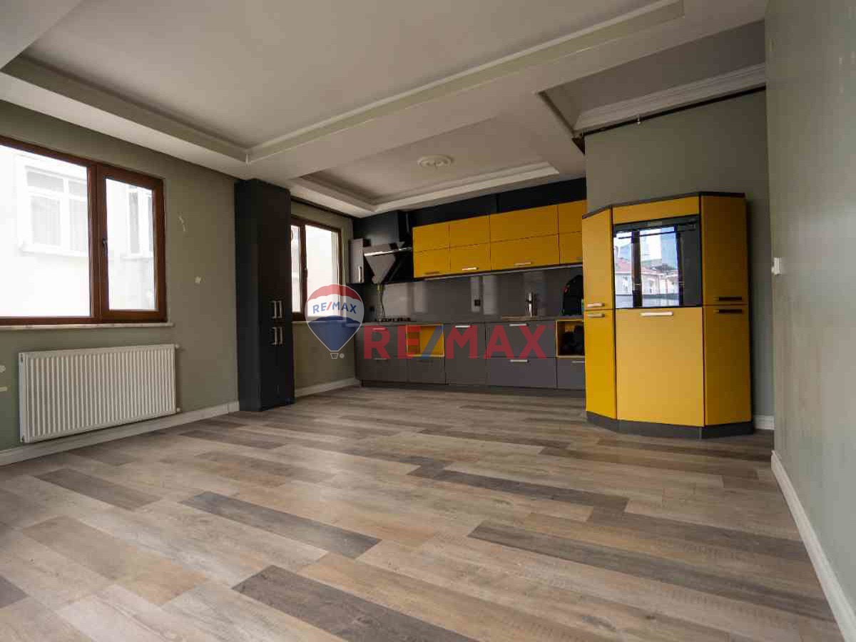 AZİZBAŞKAYA'DAN MECİDİYEKÖY GÜLBAHAR CAD. YENI BINADA 3+1 DUBLEKS DAİRE