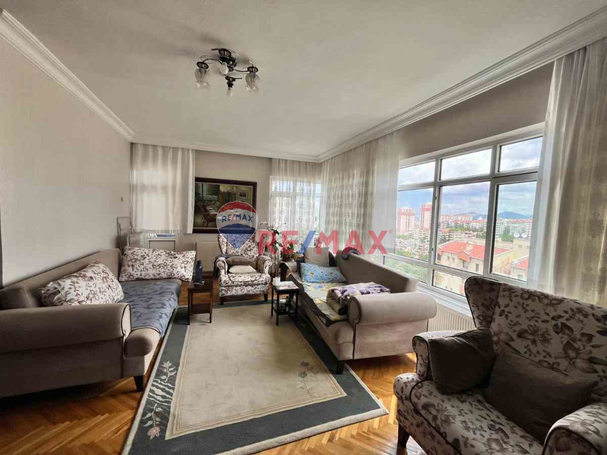 DİKMEN VADİ MANZARALI | NAME SOKAK | 3+1 SATILIK DAİRE