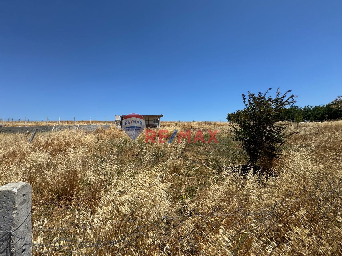 SİLİVRİ GÜMÜŞYAKA 1156 M² İMARLI KÖŞE ARSA SATILIK