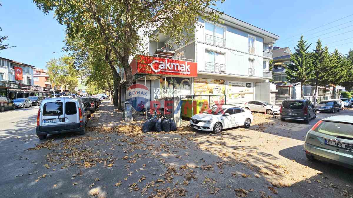 SEYMEN CADDESİNDE SATILIK MUHTEŞEM DÜKKANLAR