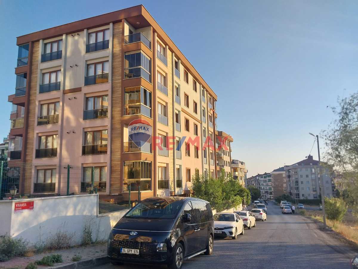 BEYLİKDÜZÜ GÜRPINAR DEREAĞZI ROYAL HOME  2+1