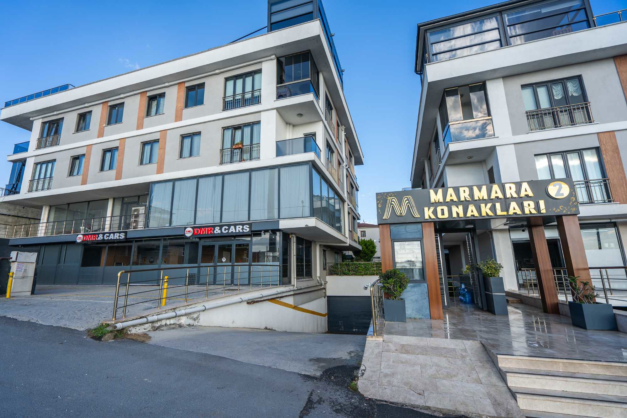 REMAX GELİŞİMDEN MARMARA KONAKLARI 2 SİTESİNDE SATILIK DAİRE