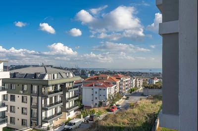 REMAX GELİŞİMDEN MARMARA KONAKLARI 2 SİTESİNDE SATILIK DAİRE