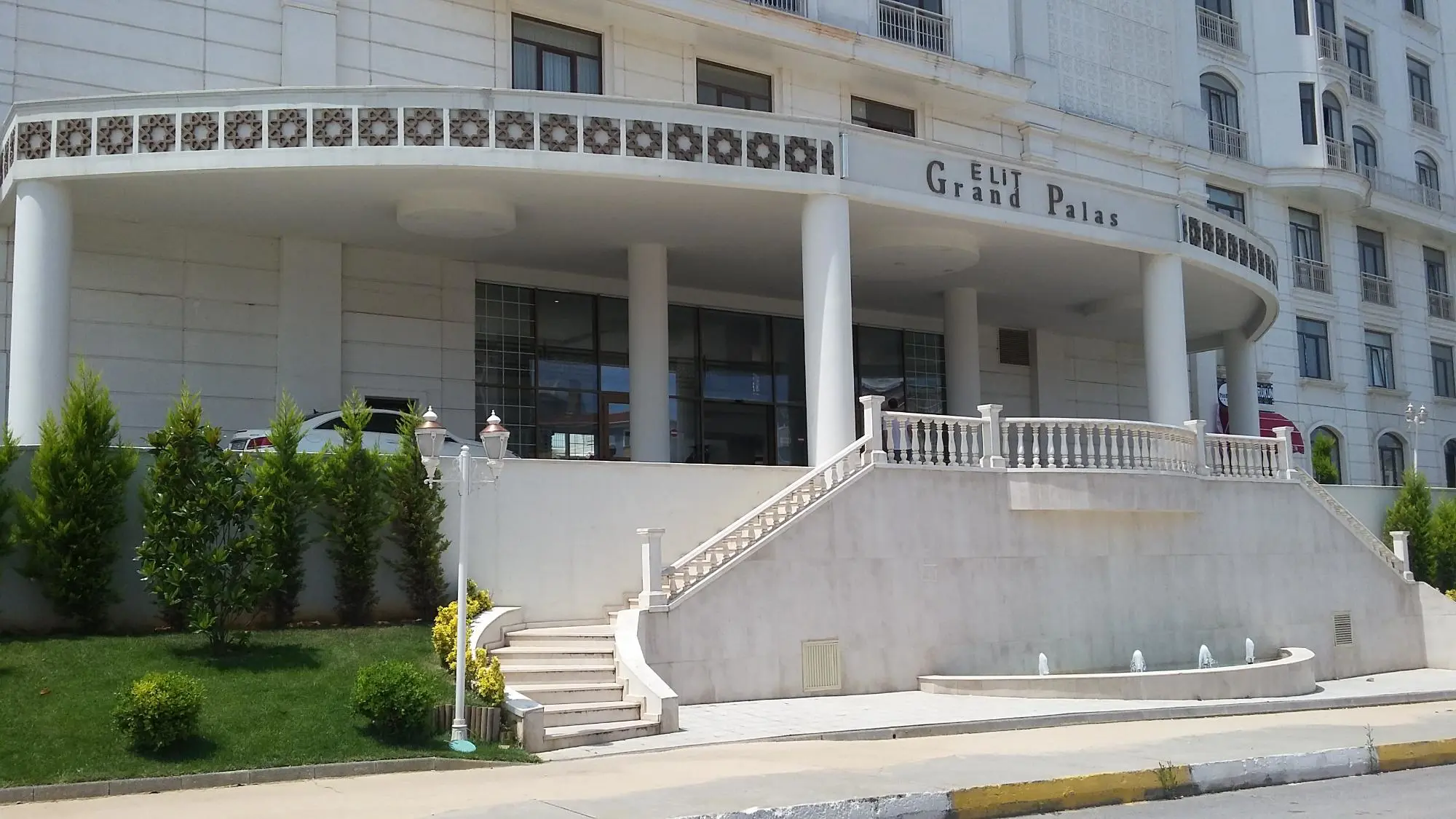 ELİT GRAND PALAS KURTKÖY'DE YATIRIMLIK FULL EŞYALI 1+0 STÜDYO