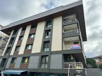 ÜSKÜDAR BURHANİYEDE YENİ BİNADA 2+1 ARAKAT 90M2 KİRALIK DAİRE