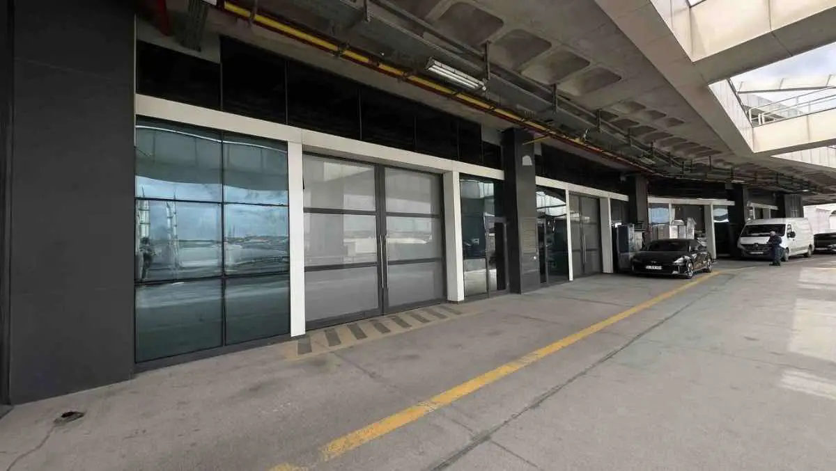 ESENYURT AKÇABURGAZ 9 YAPI SANAYİ SİTESİ 550M2 KİRALIK DEPO