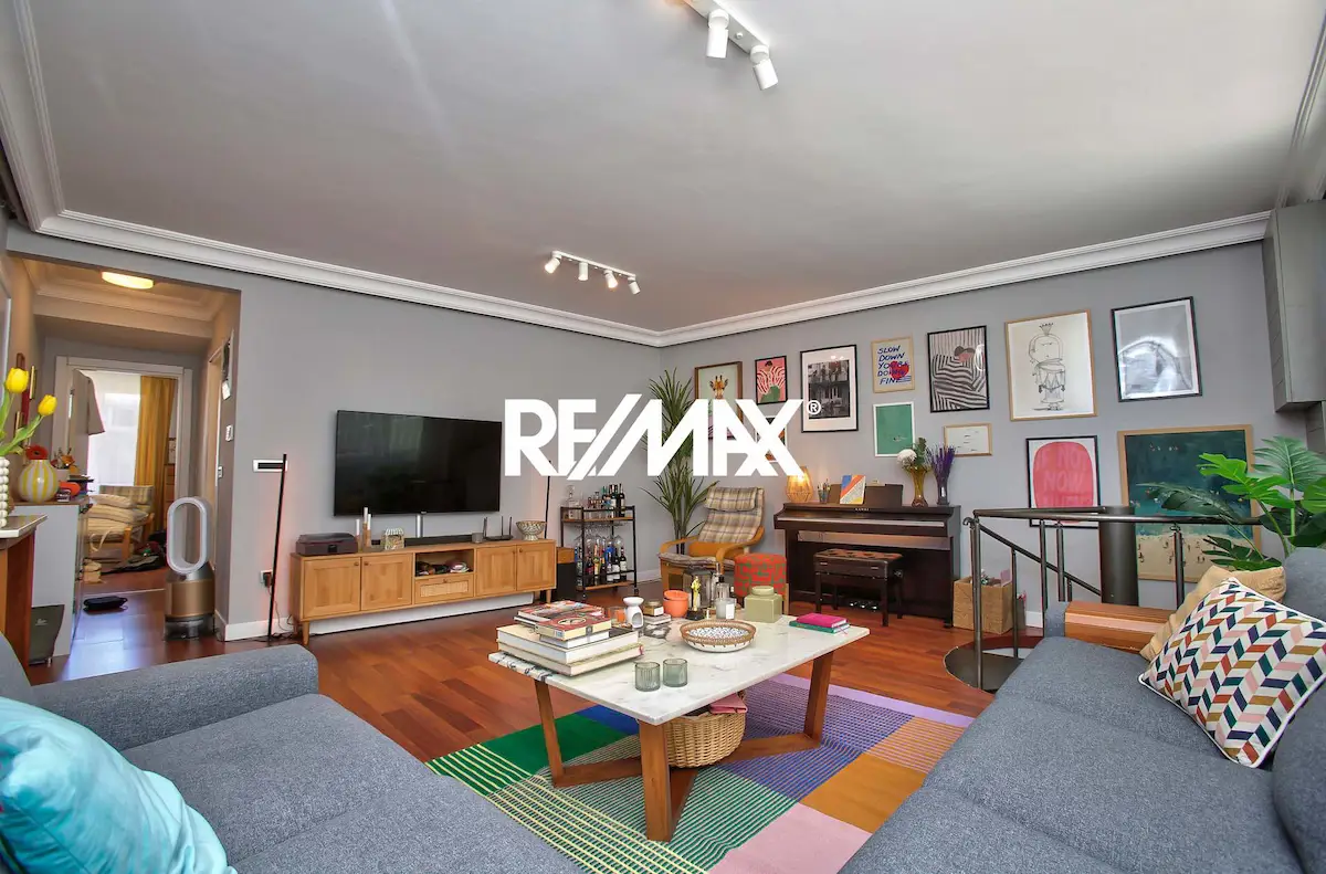 ORTAKÖY'DE SATILIK TERS DUBLEKS 160M² DAIRE | OTOPARKLI & DEPOLU
