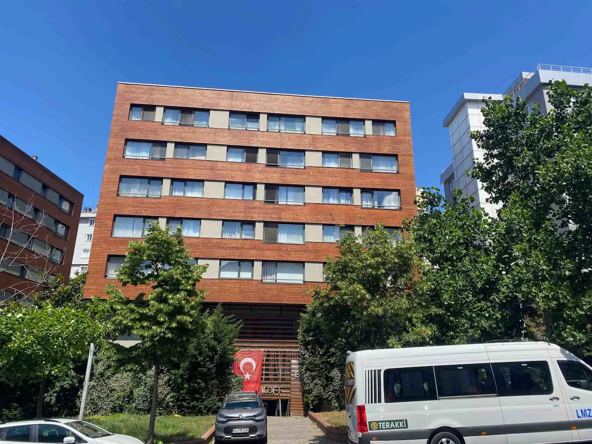 ŞİŞLİ FERİKÖY FERİLOFT SİTESİNDE SATILIK 1+0 DAİRE