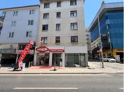 ÜMRANIYE ATAKENT MITHATPAŞA CADDESI'NDE CADDE ÜZERI 50 M² KIRALIK DÜKKAN