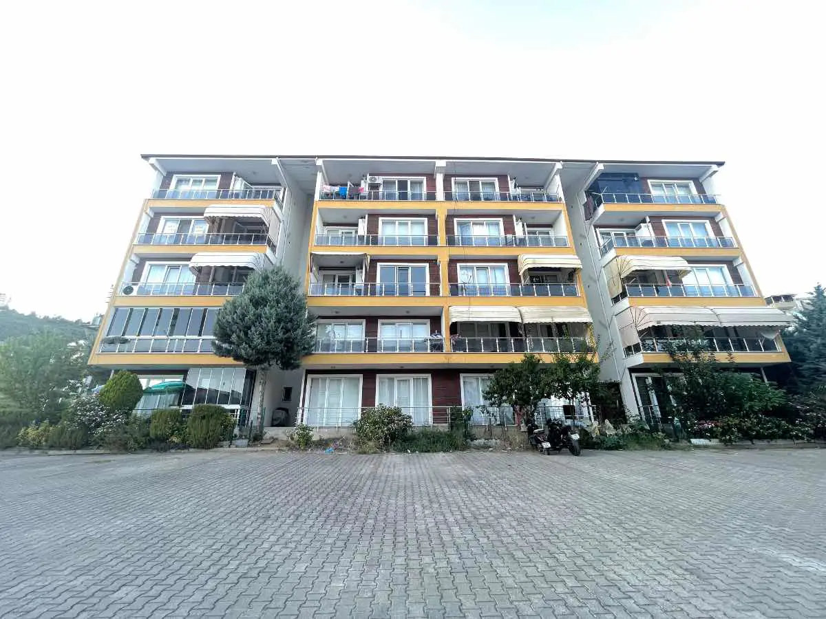 TEPEKÖY MAMİKLER SİTESİNDE 2+1 ARAKAT ŞEHİR HASTANESİNE YAKIN