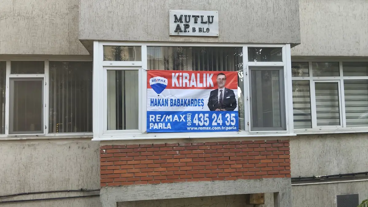 HAKAN BABAKARDEŞ'TEN | BAHÇELİEVLER MAH. KIRALIK 2+1