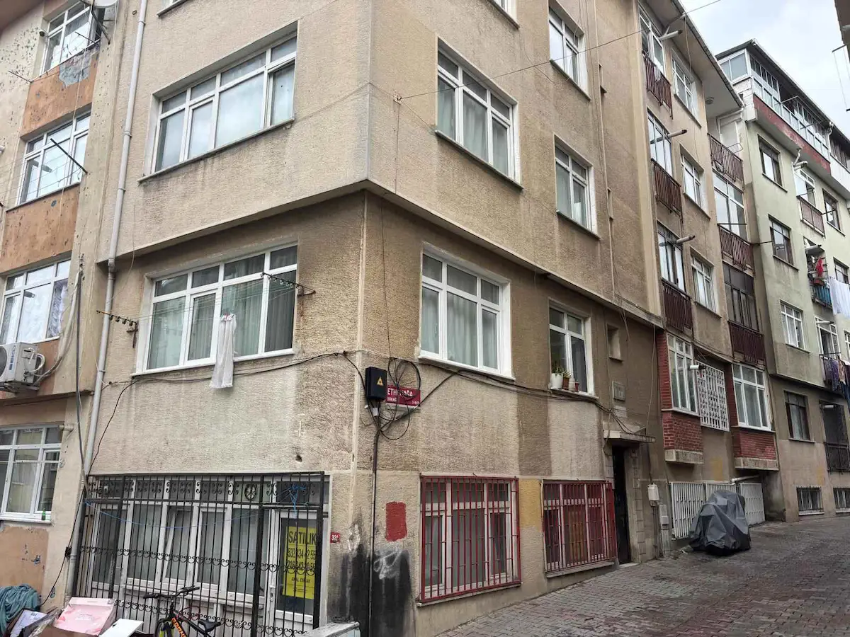 REMAX ASHILL ÜSKÜDAR SELAMİ ALİ 3+1 SATILIK DAIRE 