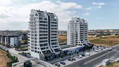 REMAX LAND GÜVENCESİYLE SEMİLYON PARK TA KİRALIK ARA KAT DAİRE