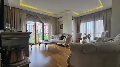 KOZYATAĞI SARIKANARYA SOKAK METROYA YAKIN 3+1 BALKONLU SATILIK