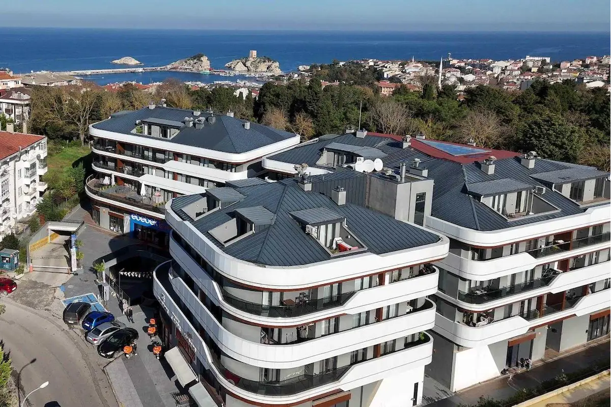 REMAX ANKA'DAN İDEALİST CADDE ÖN CEPHE KİRALIK EŞYALI 2+1 DAİRE