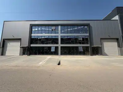 BAŞİSKELE KULLAR DA SIFIR KİRALIK 1435 M² KAPALI ALAN DEPO