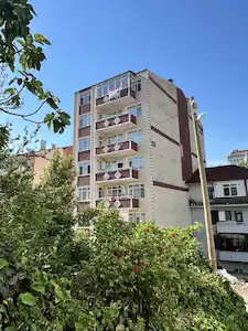 ANAYOL KENARI MERKEZİ KONUMLU ASANSÖRLÜ 3+1 SATILIK
