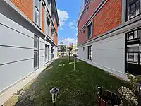 28 BERGAMA'DA SİTE İÇERİSİNDE FULL EŞYALI 1+1 KİRALIK DAİRE
