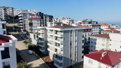 HÜSEYIN BOYLU'DAN KÖRFEZ'DE EŞYALI ARA KAT 1+1 DAIRE