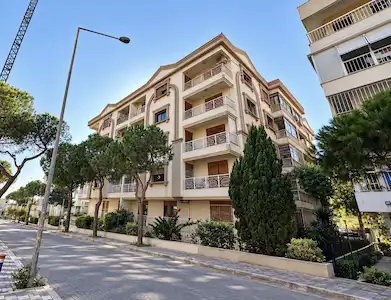 KARŞIYAKA ÇAMLIK SOKAK 3+1 GENIŞ KIRALIK DAIRE OTOPARK ASANSÖR 